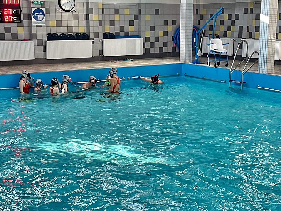 Hokej pod wodą Walenie Siemianowice Śląskie Trening 7 I 2023